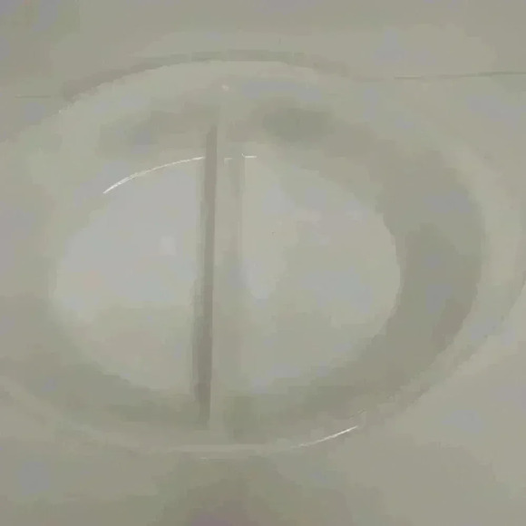 Glasbake Currier and Ives Horse & Sleigh white blue Divided Dish 12" USA J-2352 - Picture 2 of 4